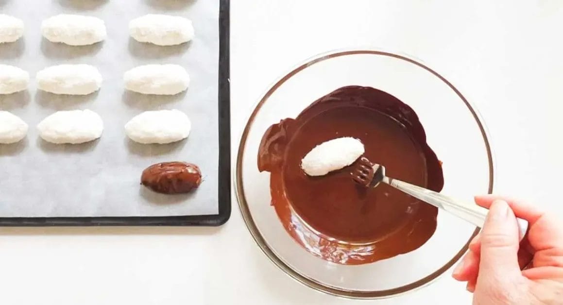 Cobertura barrinha de chocolate com coco low carb