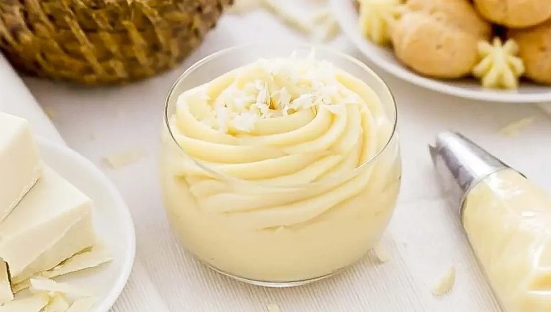 mousse de leite ninho com 3 ingredientes