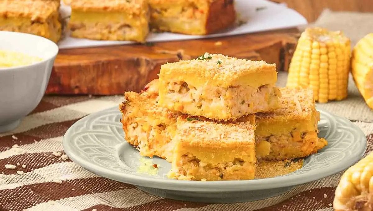 Torta de frango com milho de liquidificador