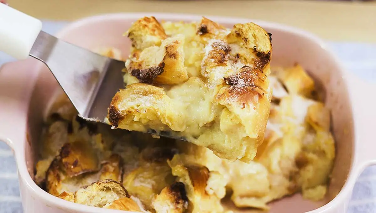 Rabanada de travessa cremosinha, aproveite seu pão amanhecido e faça essa delícia!