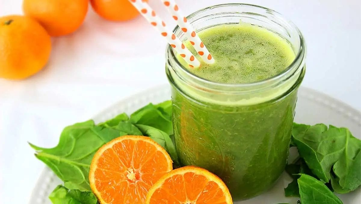 Suco verde com laranja