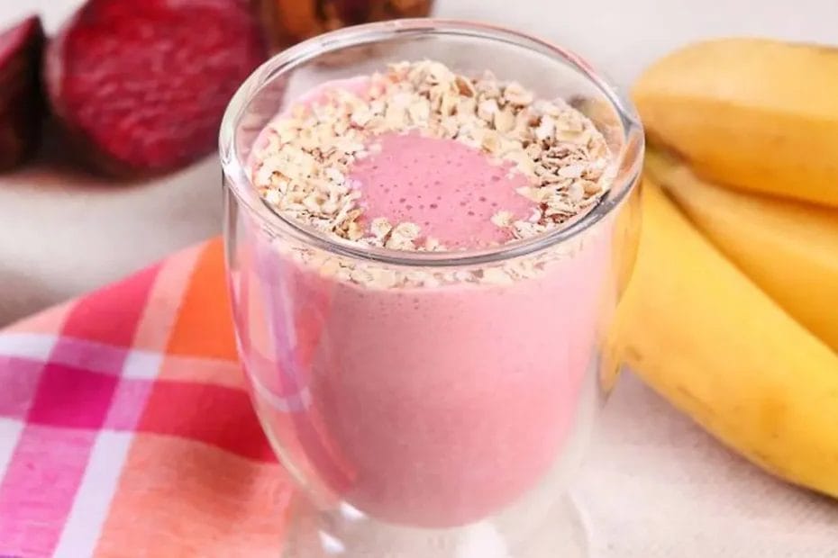 Vitamina de morango, banana e aveia