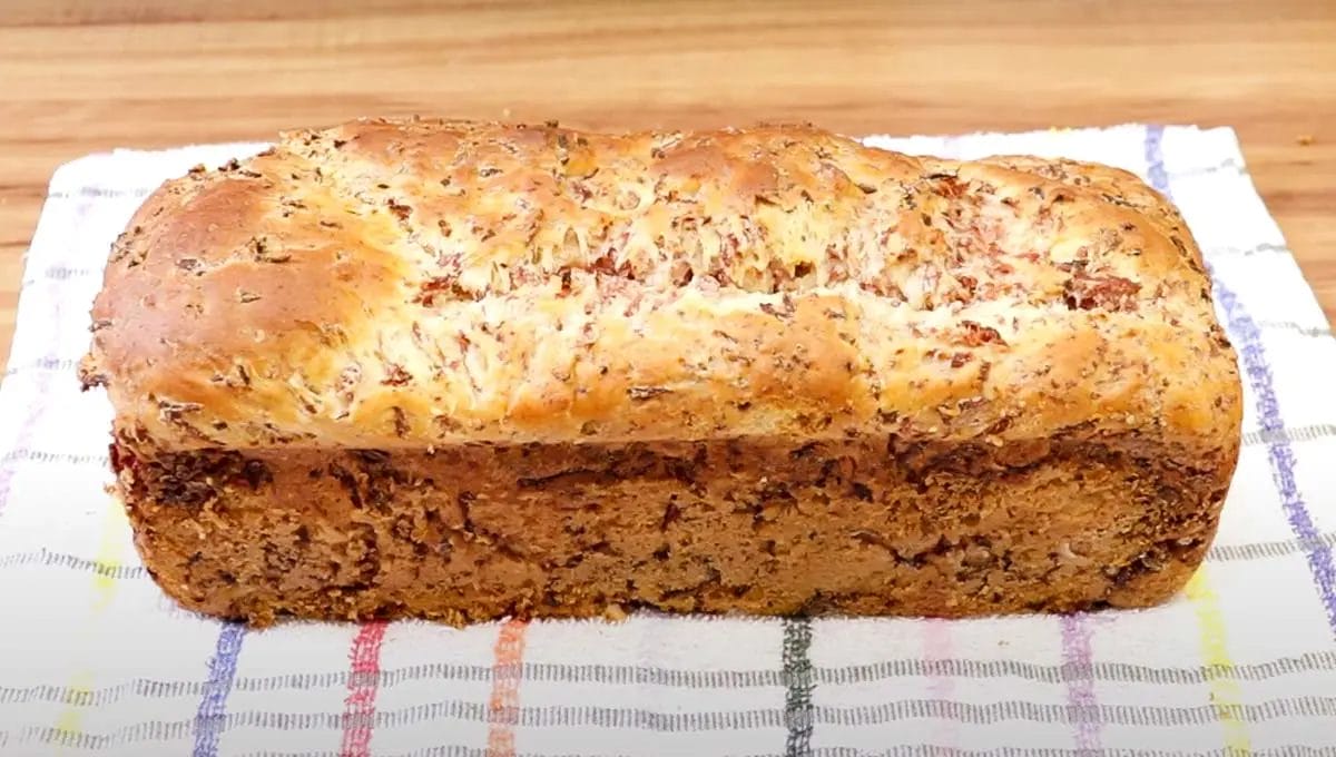 Pão de calabresa sem sova super fácil