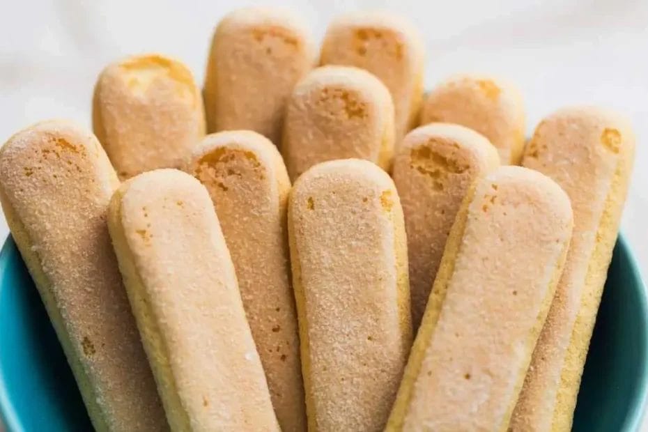 Biscoito champanhe com 3 ingredientes