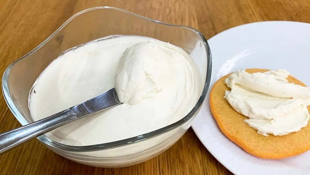 Substitua a manteiga por esse creme vegetal caseiro sem lactose, super fácil e saudável!