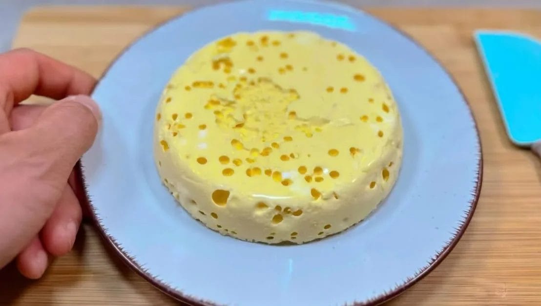 Omelete de 2 ingredientes furadinho