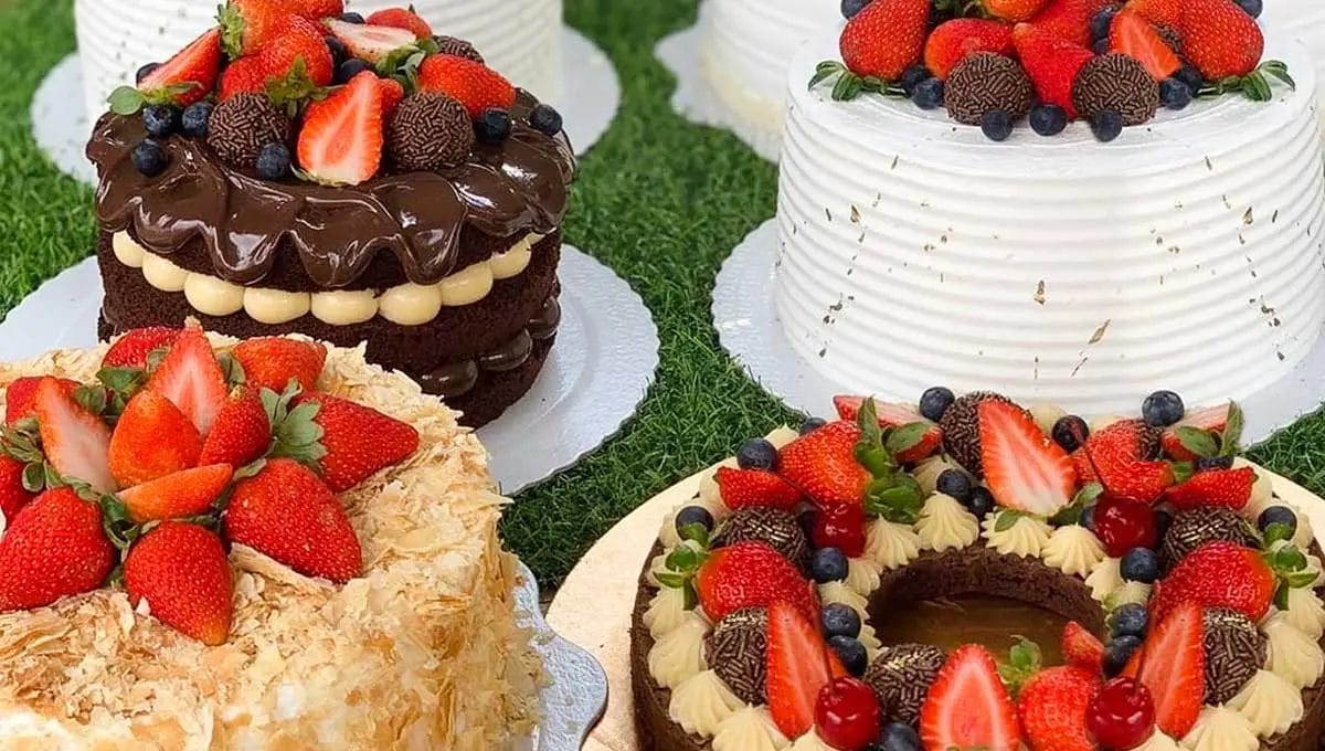 8 receitas de bolo de aniversário para fazer em casa e que vão deixar até os confeiteiros com inveja!