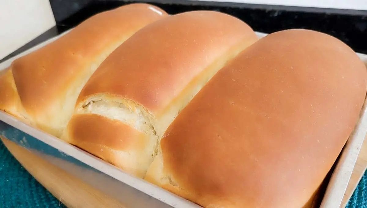 Tradição em cada fatia, descubra como fazer o autêntico Pão do Padre!
