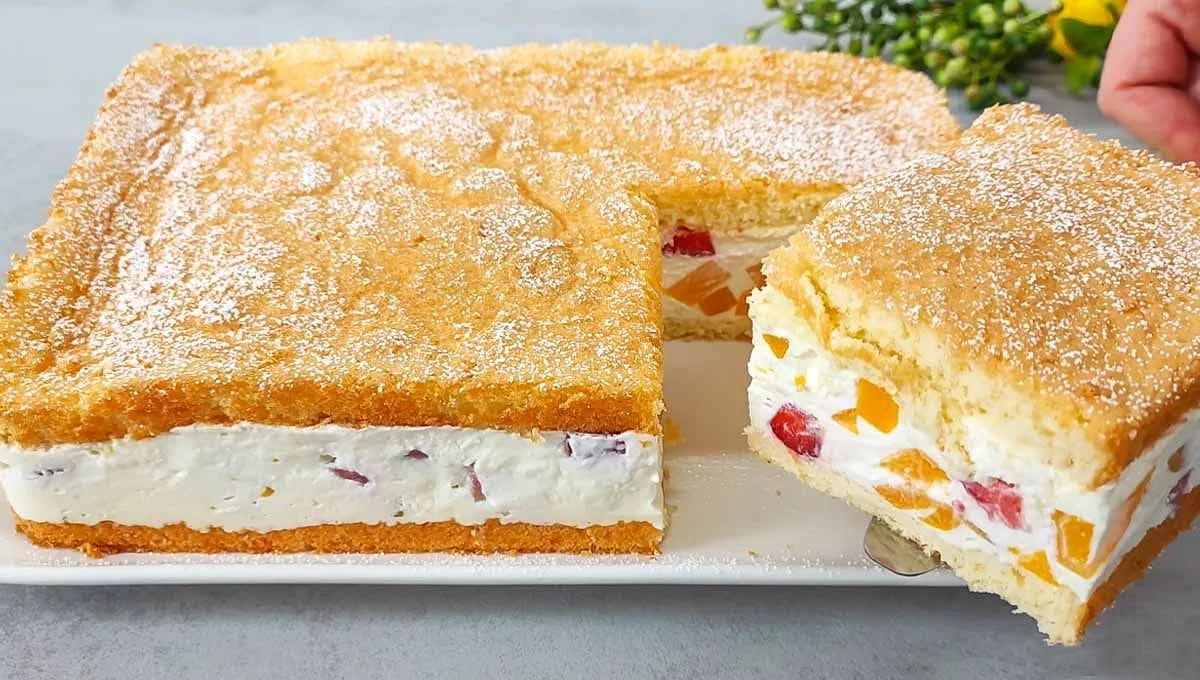 Bolo de frutas geladinho, receita rápida e de dar água na boca!